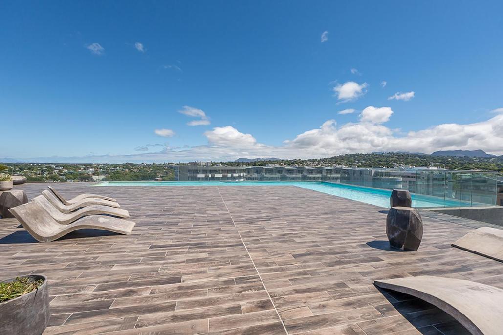 Newlands Peak Living Appartement *